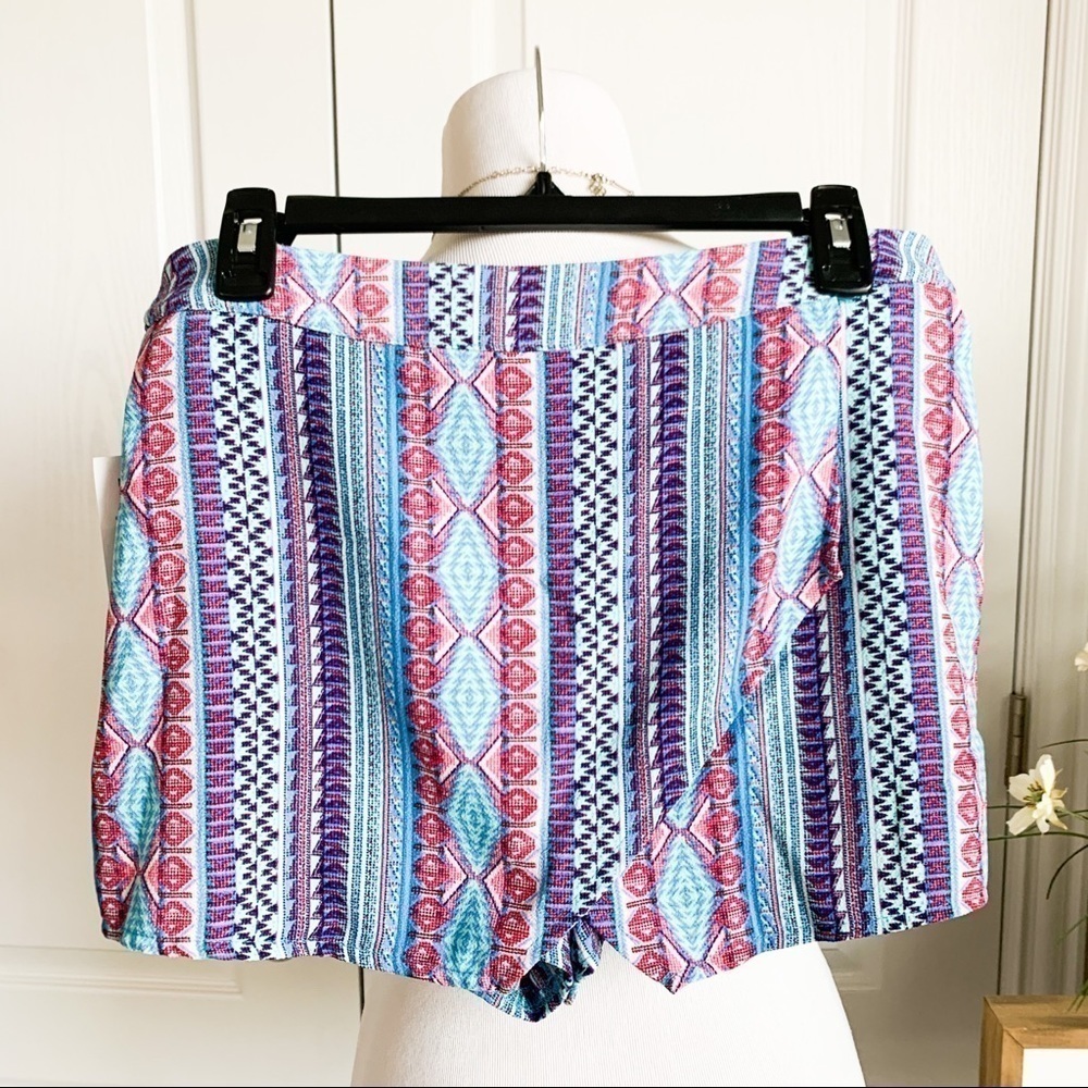 Pink Republic Aztec Print Skort Shorts Size Large‎ L Blue Purple Southwestern